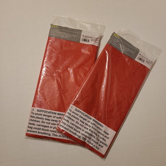 2 PKGS SPRITZ TABLE COVERS (4 TOTAL) - RED - Picture 4 of 4